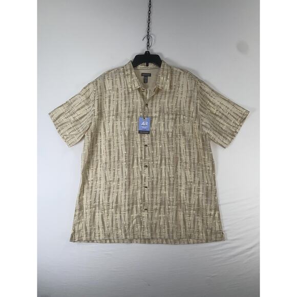 Van Heusen Other - Van Heusen Shirt Mens XL Beige Stripe Short Sleeve Button Up Non Iron Casual